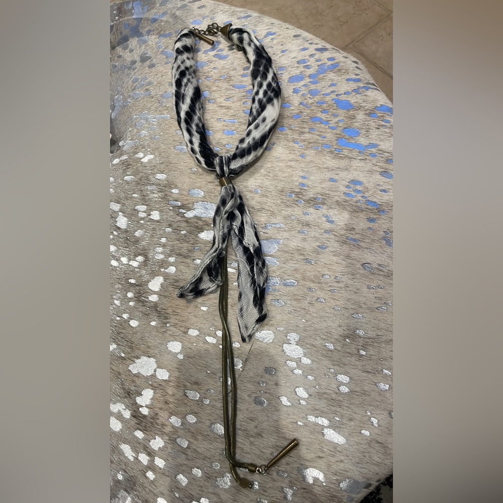 Scarf material necklace